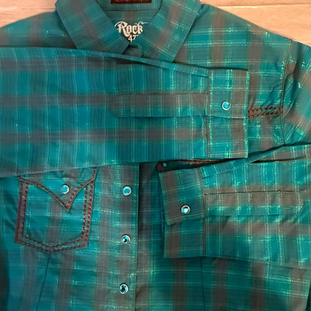 Rock 47 by Wrangler Teal Plaid Western Snap Button Shirt — Size Medium - Picture 10 of 11